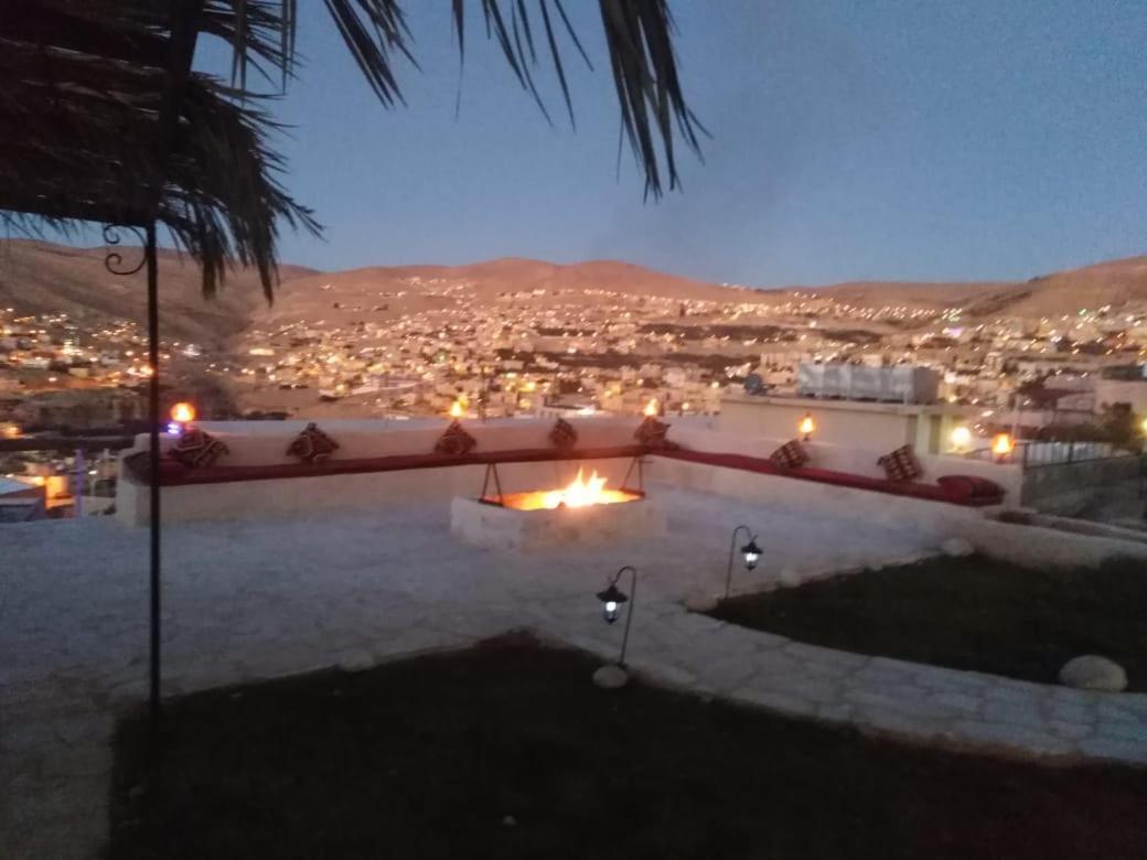 Infinity Lodge Wadi Musa Luaran gambar